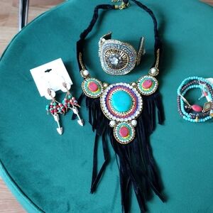 Boho Multicolor Native American Western Style Costume Set Bib Bracelets Earrings